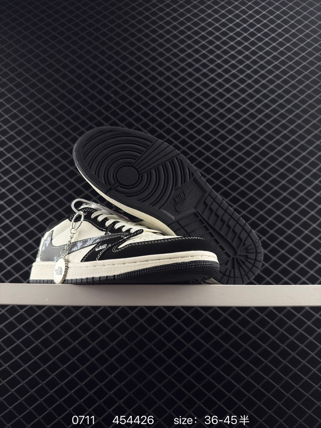 Nike Air Jordan 1 x Travis Scott